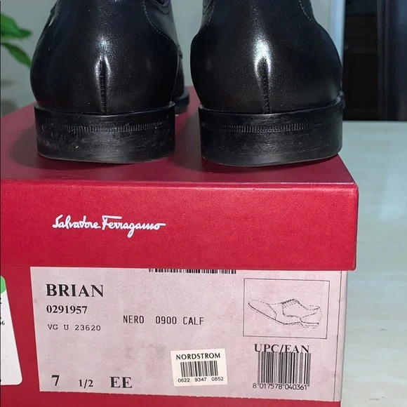 Salvatore Ferragamo Shoes 71/2 - Picture 3 of 8
